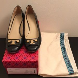 Tory Burch Gigi Black pump patent calf | size 8
